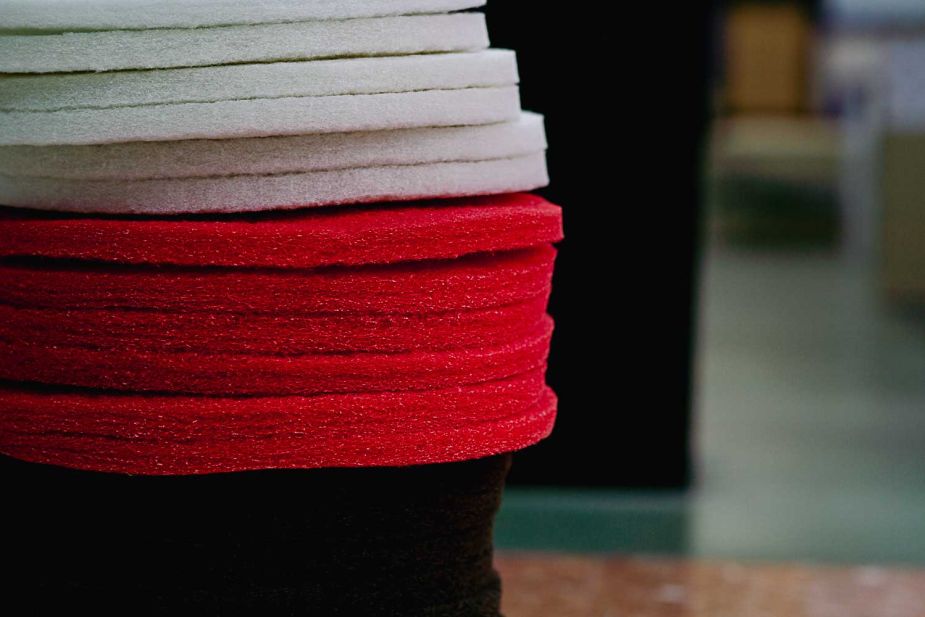 Comprar discos de fibra marrón Comercial Lozano